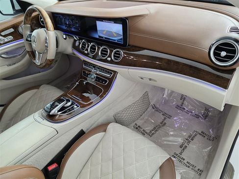 Used 2019 Mercedes-Benz E 450 E 450 image 32