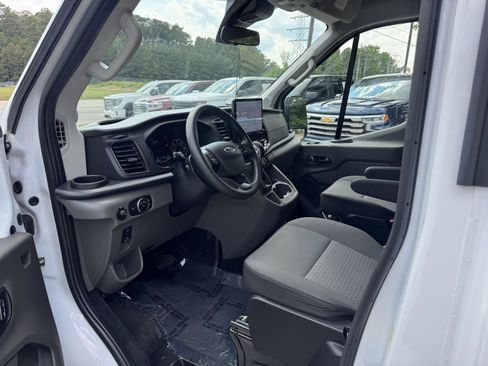 Used 2024 Ford Transit 350 XLT RWD image 2