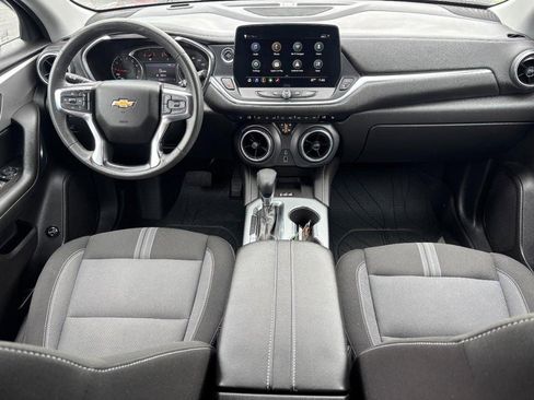 Certified 2024 Chevrolet Blazer LT w/ Convenience Package FWD image 11