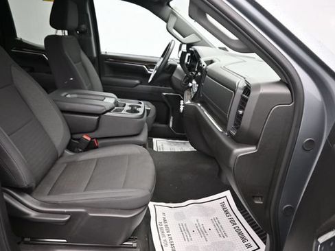 Used 2024 GMC Sierra 1500 Elevation AWD/4WD image 7