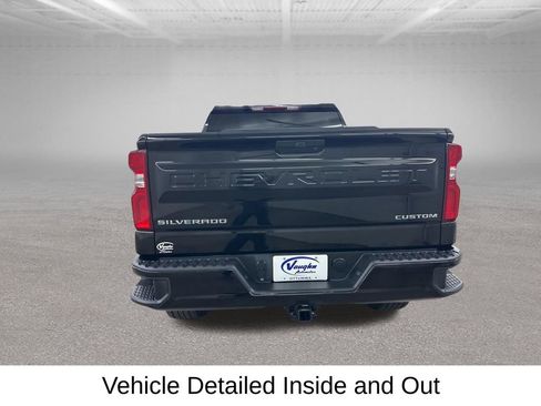 Certified 2022 Chevrolet Silverado 1500 Custom Trail Boss w/ Safety Confidence Package AWD/4WD image 12