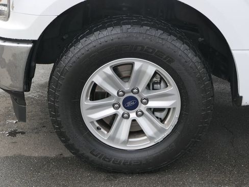 Used 2018 Ford F150 XLT image 12