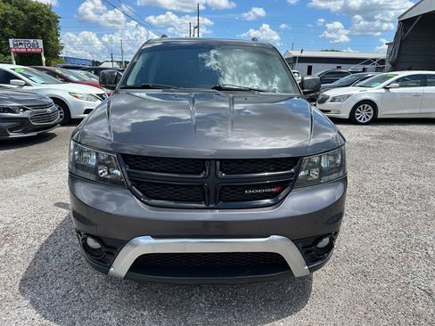 Used 2015 Dodge Journey Crossroad w/ Flexible Seating Group FWD image 2