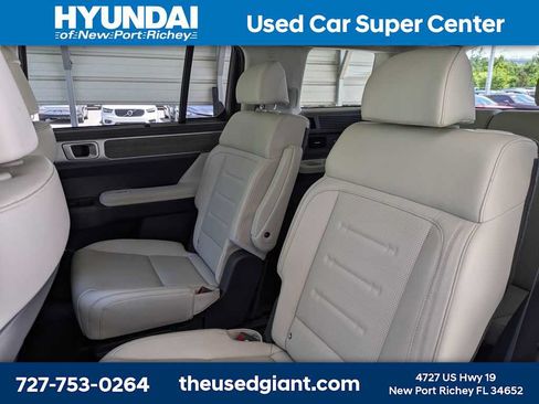 Used 2025 Hyundai Santa Fe Calligraphy FWD image 16