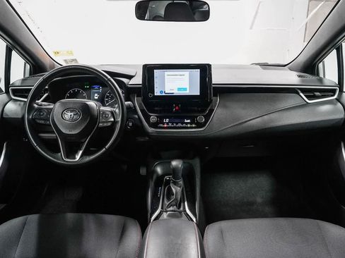 Certified 2025 Toyota Corolla SE FWD image 13