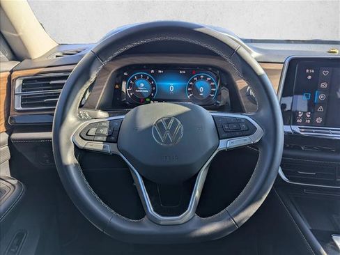 Used 2024 Volkswagen Atlas SE FWD image 15