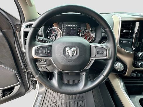 Used 2022 RAM 1500 Laramie AWD/4WD image 12