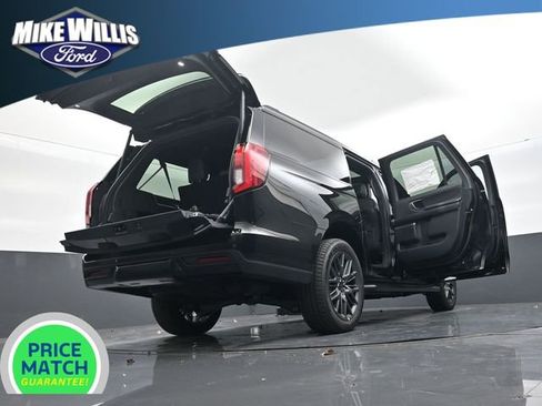 New 2026 Ford Expedition Max Platinum w/ Stealth Appearance Package image 29