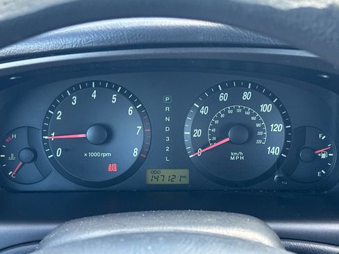 Used 2004 Hyundai Elantra GLS image 21