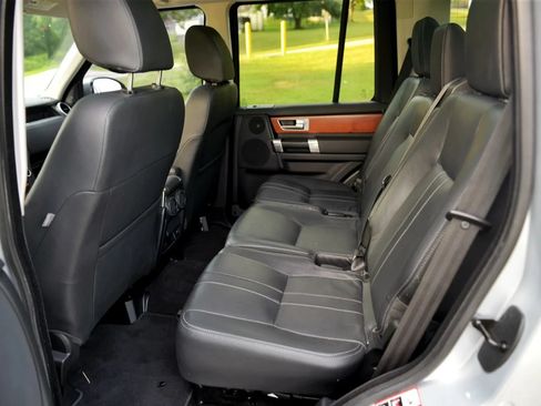 Used 2016 Land Rover LR4 HSE Silver Edition AWD/4WD image 66