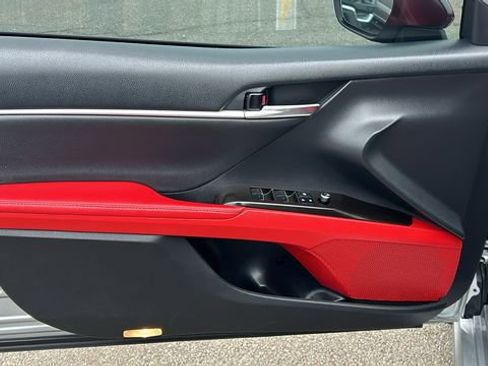 Used 2022 Toyota Camry XSE image 16