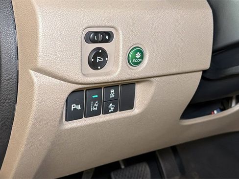 Used 2017 Honda Pilot Elite image 30