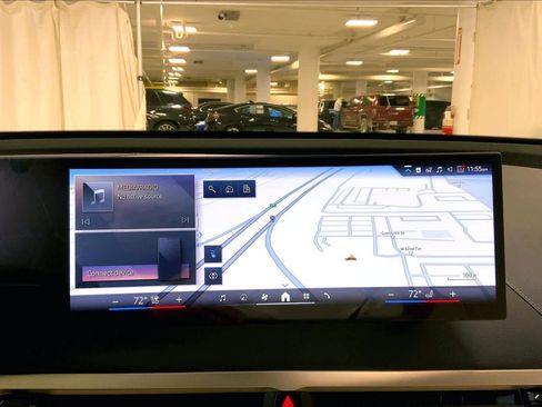 New 2026 BMW iX xDrive60 image 18