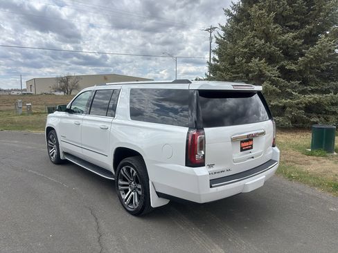 Used 2017 GMC Yukon XL Denali w/ Open Road Package AWD/4WD image 6