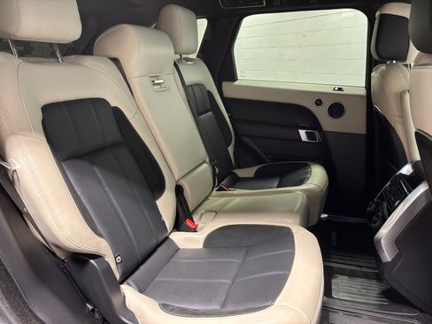 Used 2022 Land Rover Range Rover Sport HST AWD/4WD image 40