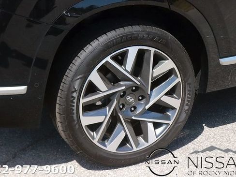 Used 2022 Hyundai Santa Fe Calligraphy w/ Cargo Package FWD image 7