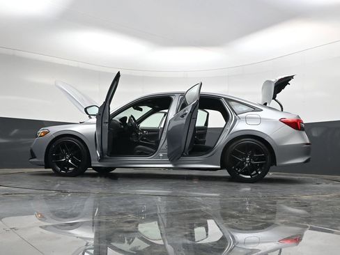 Used 2023 Honda Civic Sport image 37