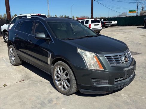 Used 2013 Cadillac SRX Luxury image 3