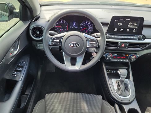 Used 2019 Kia Forte LXS FWD image 15