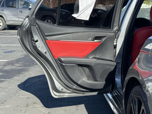 Used 2025 Toyota Camry XSE image 19