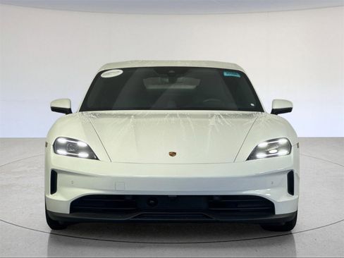 Used 2025 Porsche Taycan 4S image 11