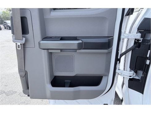 Used 2018 Ford F150 XLT w/ Trailer Tow Package image 26