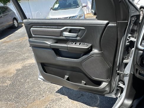 Used 2023 RAM 1500 Big Horn AWD/4WD image 18