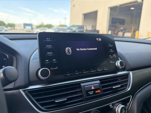 Used 2020 Honda Accord LX image 22