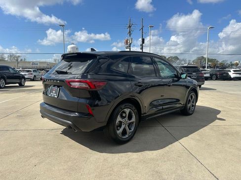 Used 2024 Ford Escape ST-Line image 3