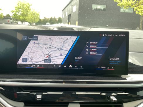 Used 2025 BMW X6 M Competition w/ Executive Package image 22