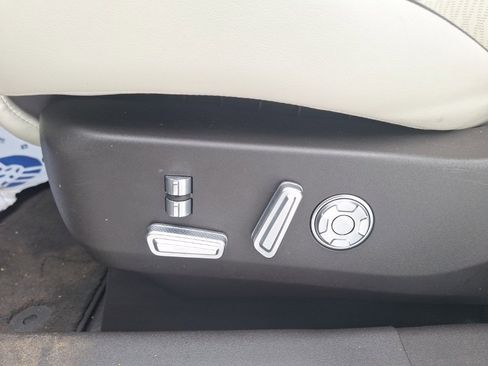 Used 2025 Lincoln Nautilus Black Label w/ Jet Appearance Package image 20