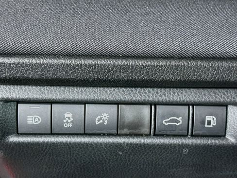 Used 2025 Toyota Camry LE w/ Convenience Package FWD image 17