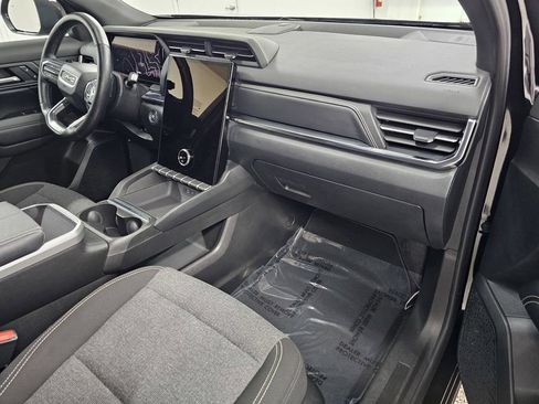 Used 2025 GMC Terrain Elevation AWD/4WD image 11