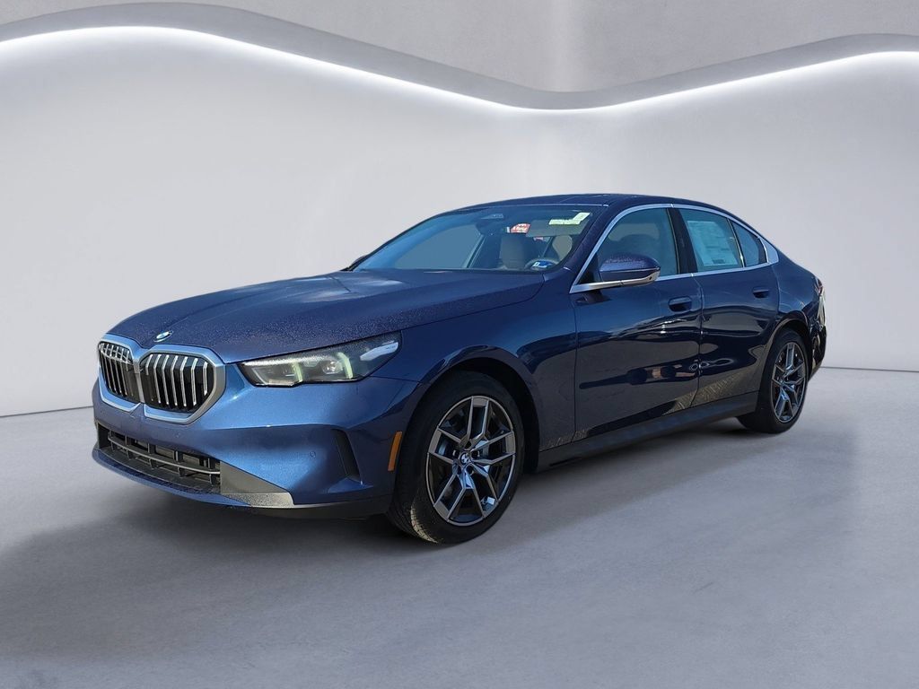 Used 2026 BMW 530i xDrive AWD/4WD image 7