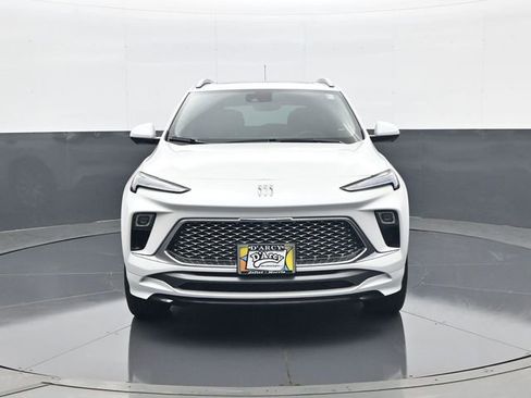 Used 2024 Buick Encore GX Avenir w/ Avenir Technology Package AWD/4WD image 2