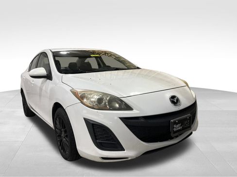 Used 2011 MAZDA MAZDA3 i Sport FWD image 3