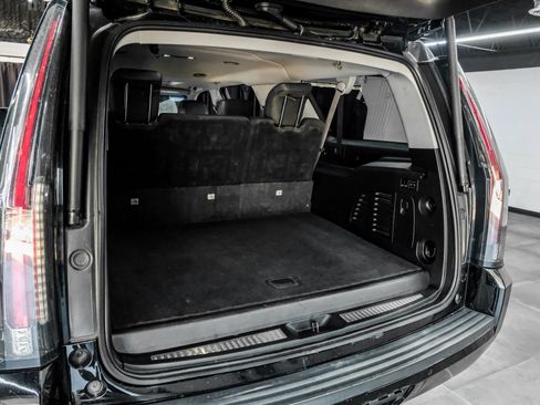 Used 2020 Cadillac Escalade ESV Luxury RWD image 65