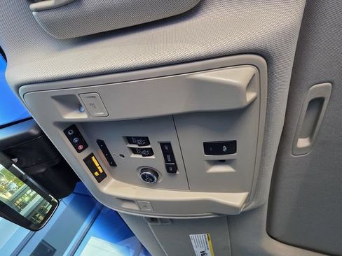 Used 2019 Cadillac Escalade Luxury RWD image 34