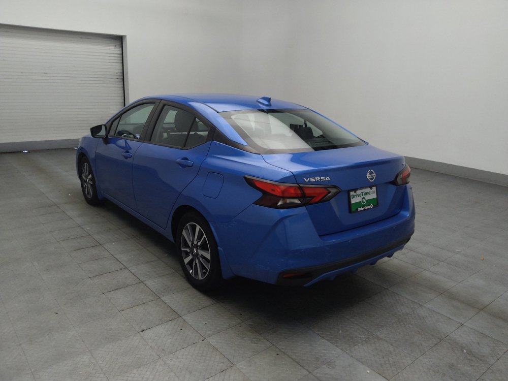 Used 2020 Nissan Versa SV w/ Trunk Package FWD image 5