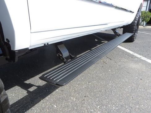 Used 2023 RAM 3500 Limited image 19