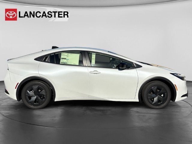 New 2027 Toyota Prius LE FWD image 8