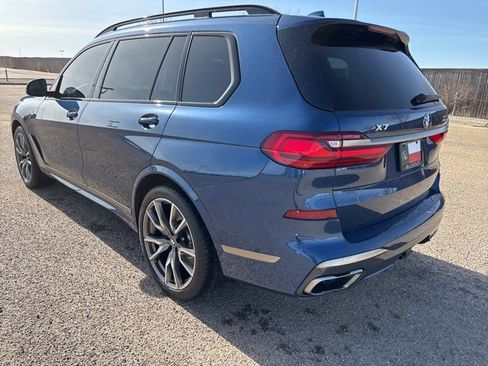 Used 2022 BMW X7 M50i image 4