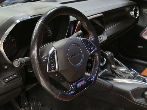 Used 2021 Chevrolet Camaro SS RWD image 20