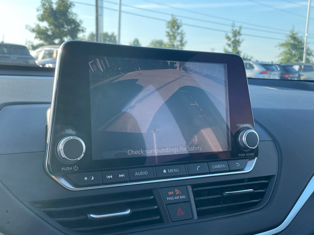 Used 2020 Nissan Altima 2.5 S FWD image 16