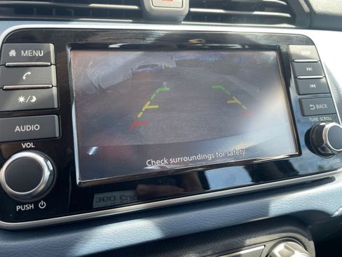 Used 2025 Nissan Versa SV image 24