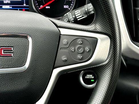 Used 2024 GMC Terrain SLE AWD/4WD image 23