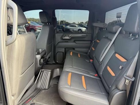 Used 2024 GMC Sierra 2500 AT4 AWD/4WD image 14