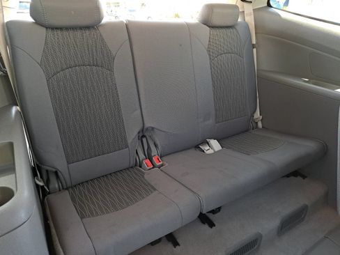 Used 2014 Chevrolet Traverse LT FWD image 12