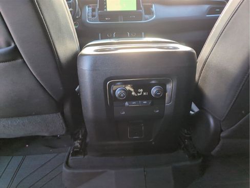 Used 2023 Chevrolet Tahoe Z71 image 30