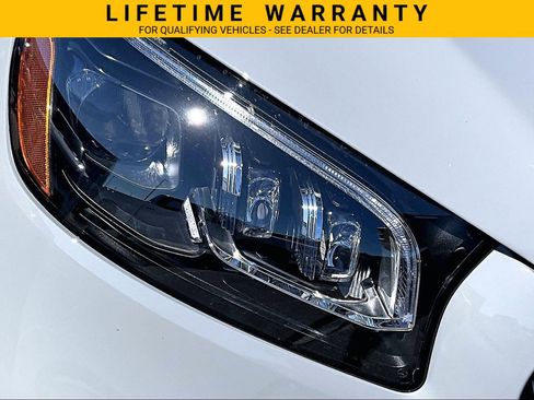 Used 2024 Mercedes-Benz GLS 450 4MATIC image 33